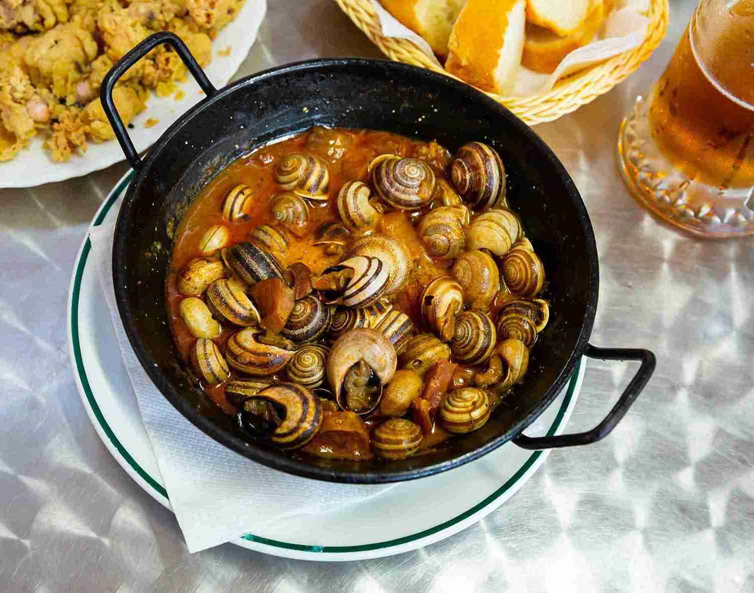 Guía de las mejores especias para caracoles y cómo usarlas